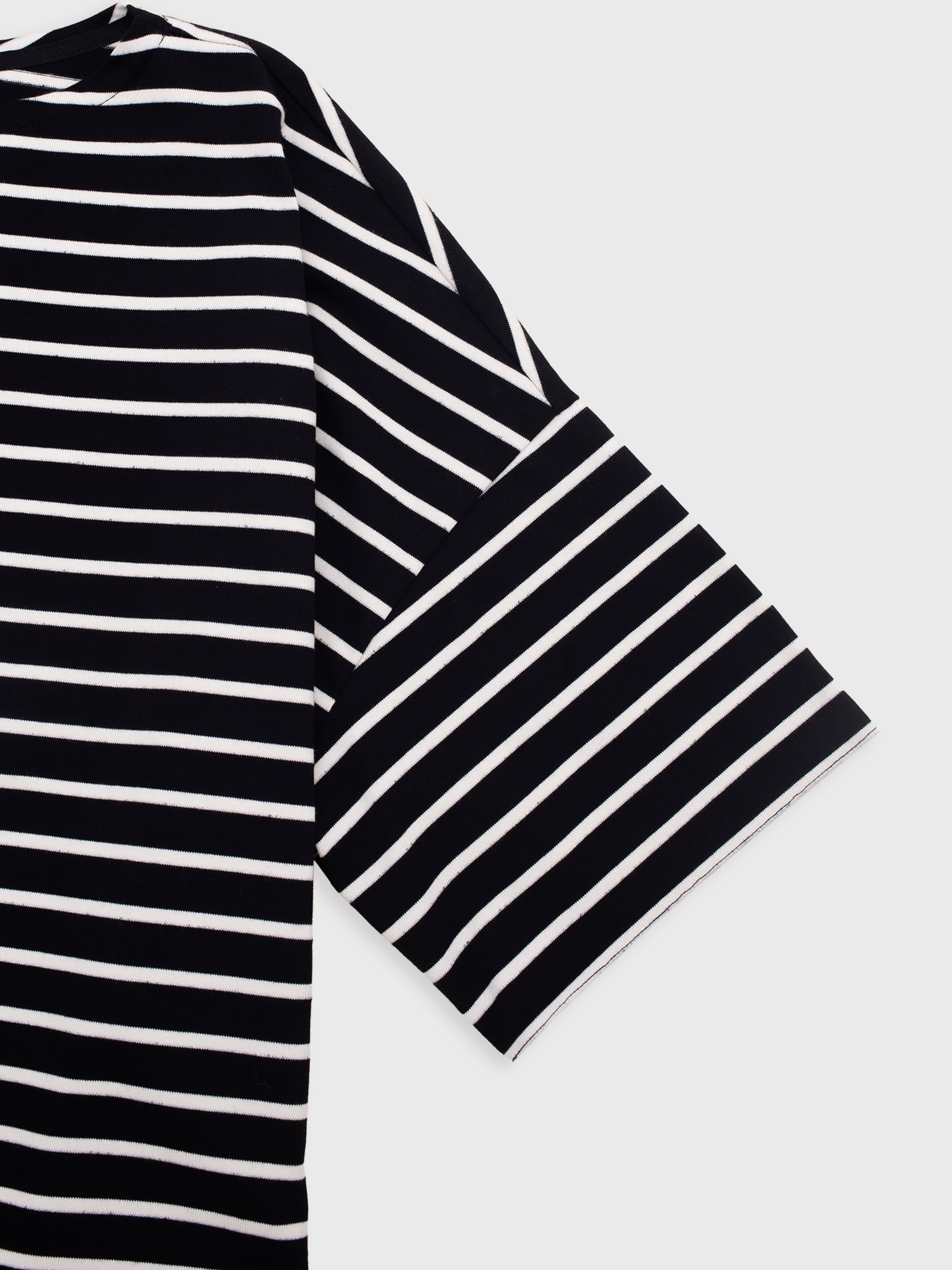 Longsleeve Koai Striped Black Off White 02