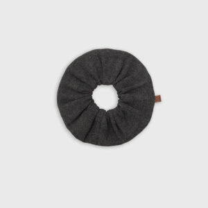 Scrunchie Graphite 01