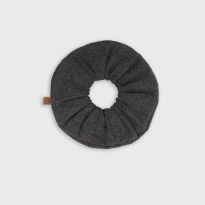 Scrunchie Graphite 02